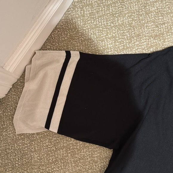 Eileen Fisher Black and Cream Sweater - Picture 3 of 8